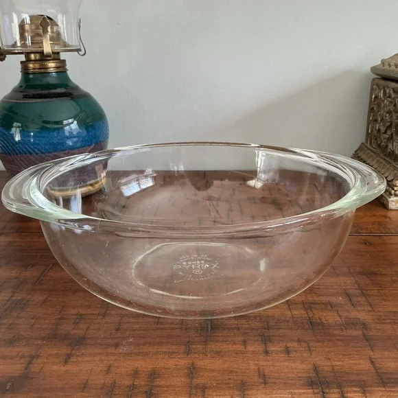 Vintage Pyrex Baking Set - Picture 7 of 9